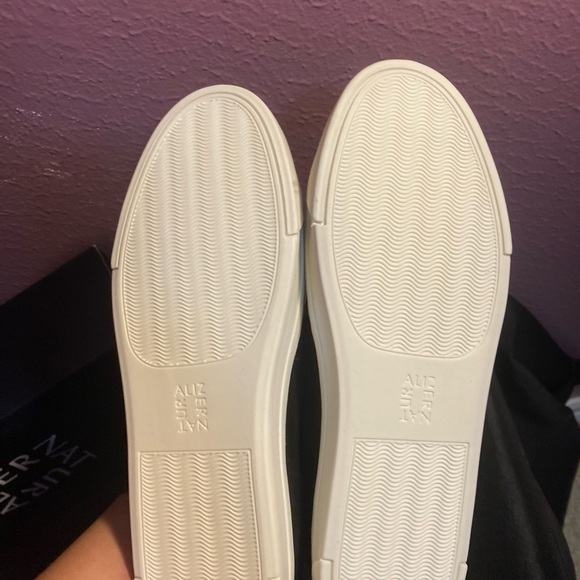New Naturalizer Womens Brogan Memory Foam Flexible Fashion Sneakers 8.5 - Picture 4 of 4